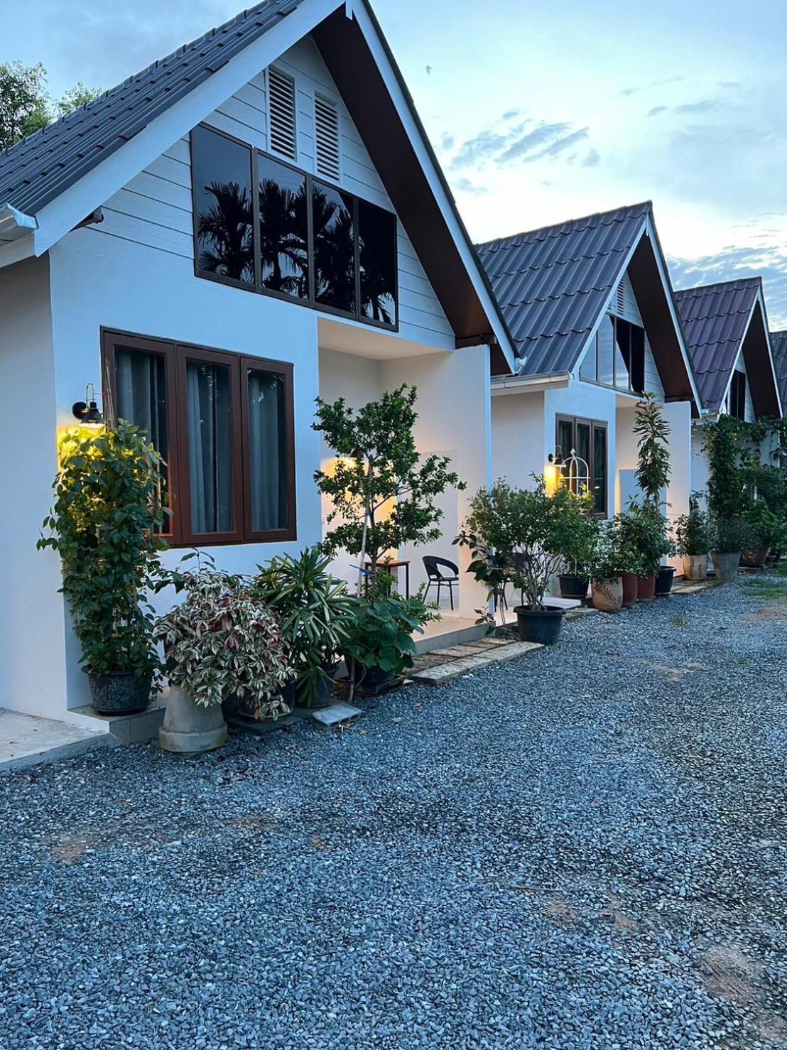 ครูหนูบ้านพัก แหลมงอบ Krunou Baanpak Τρατ Εξωτερικό φωτογραφία